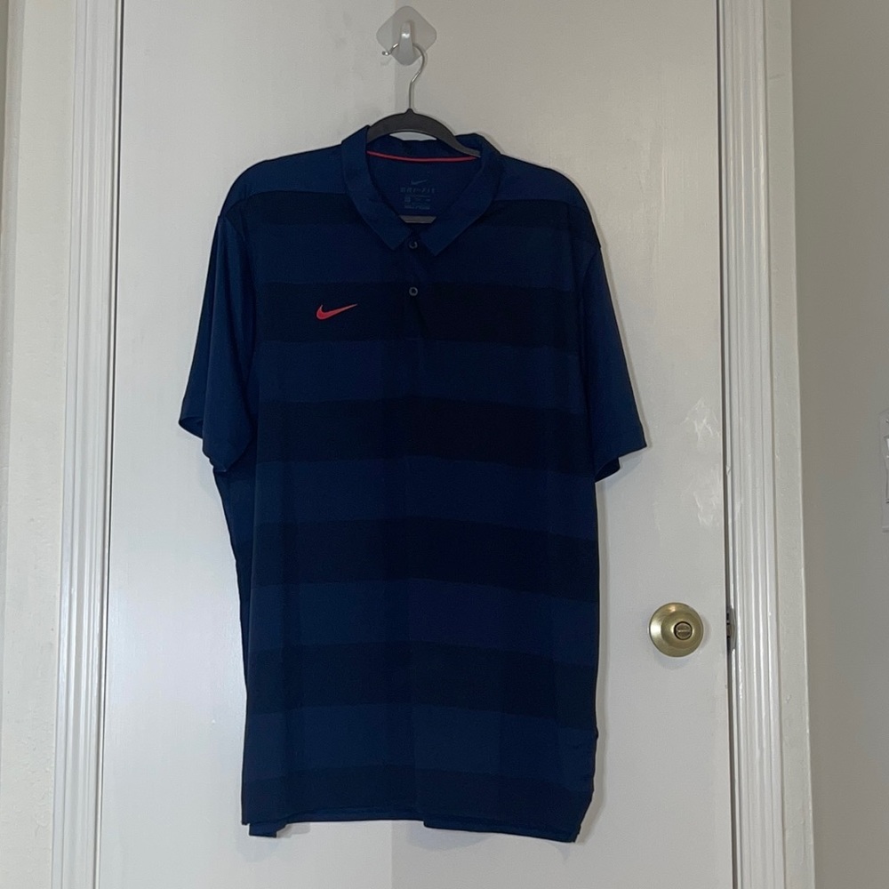 Unworn mens polo style shirt